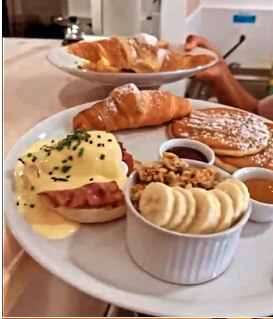 Croissant Eggs & Bacon